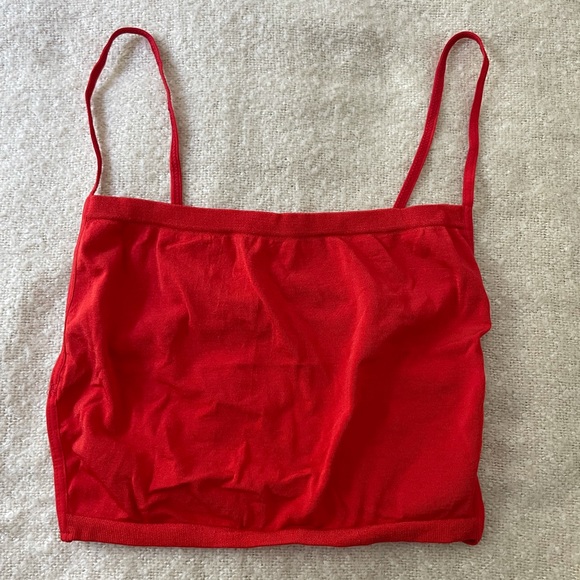 Tank - Picture 2 of 4